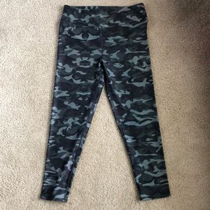 Camo leggings